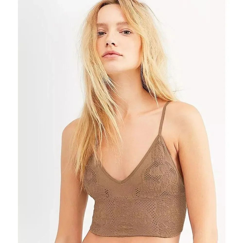 Free People Intimately NWT candy seamless bra Sand Seamless Crop M/L